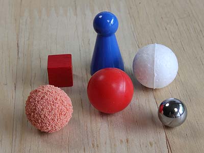 Schlag den Raab - Das 2. Spiel - Kugeln, Spielfiguren und Holzwürfel