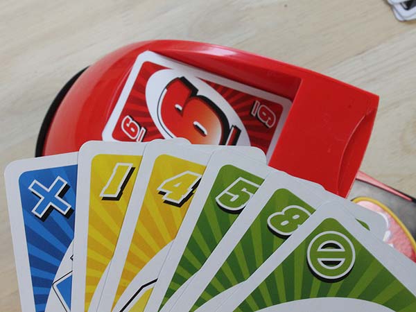 Uno Extreme, Spiel, Anleitung und Bewertung auf Alle Brettspiele bei  spielen.de