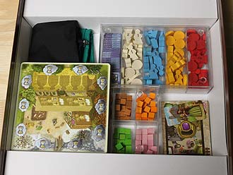 Village - Unterbringung der beiden Conrad-Boxen in der Spielbox